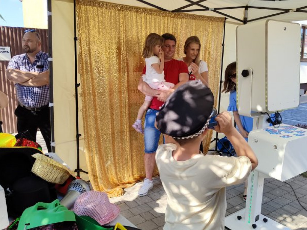 Rynek w Koprzywnicy uroczyście otwarty [zdjęcia]
