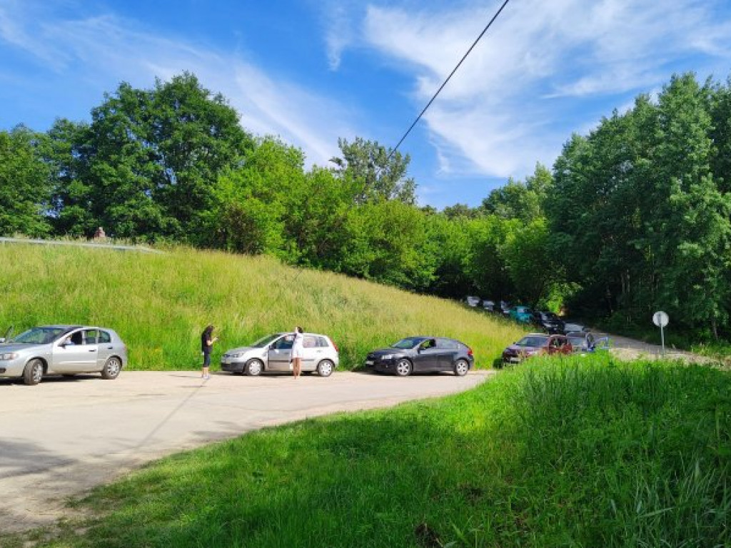 Przez wypadek koło mostu zakorkował się prom w Tarnobrzegu [zdjęcia]