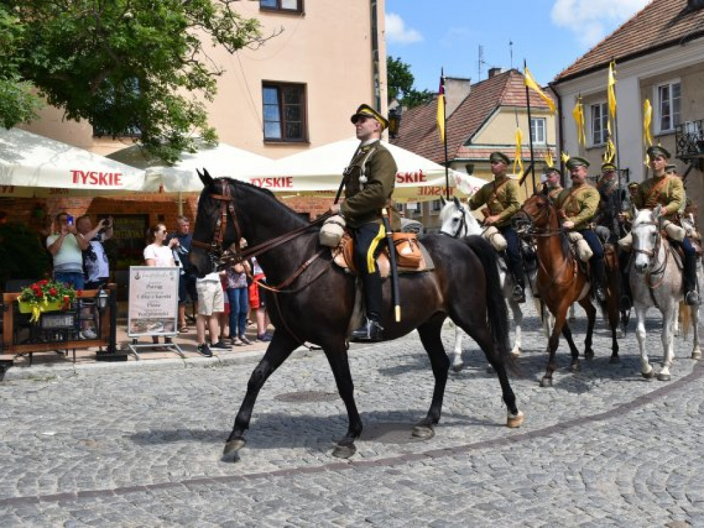 Sandomierzanie upamiętnili 14 Pułk Ułanów Jazłowieckich [zdjęcia]