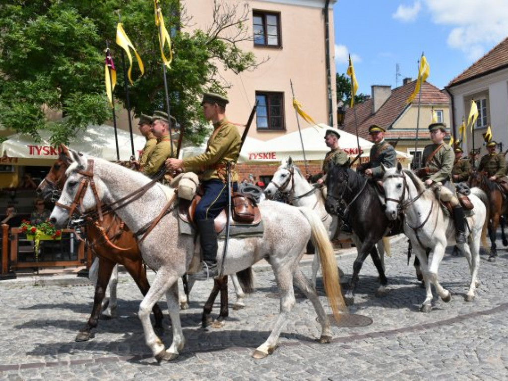Sandomierzanie upamiętnili 14 Pułk Ułanów Jazłowieckich [zdjęcia]