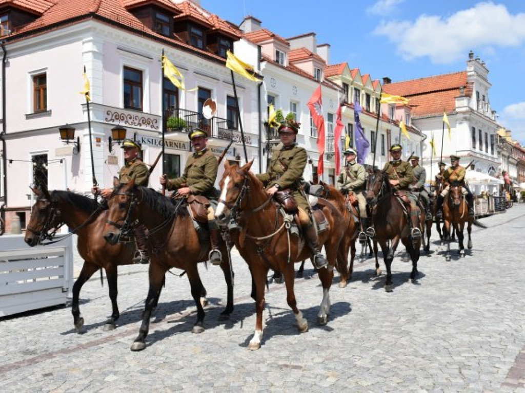 Sandomierzanie upamiętnili 14 Pułk Ułanów Jazłowieckich [zdjęcia]