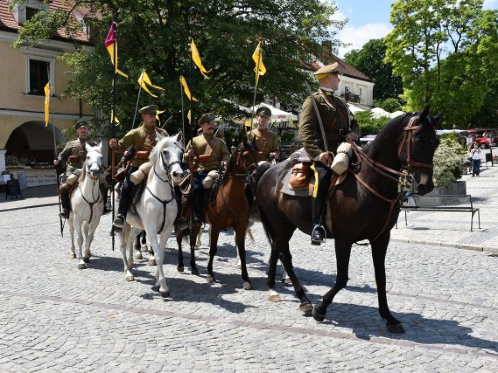 Sandomierzanie upamiętnili 14 Pułk Ułanów Jazłowieckich [zdjęcia]