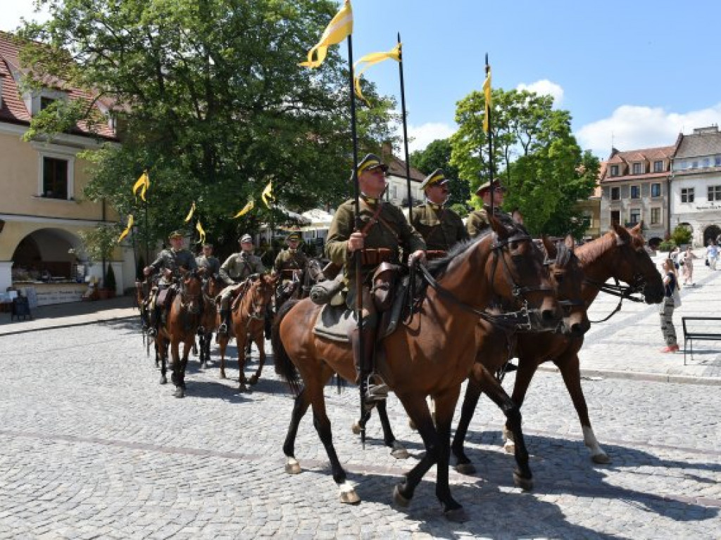 Sandomierzanie upamiętnili 14 Pułk Ułanów Jazłowieckich [zdjęcia]
