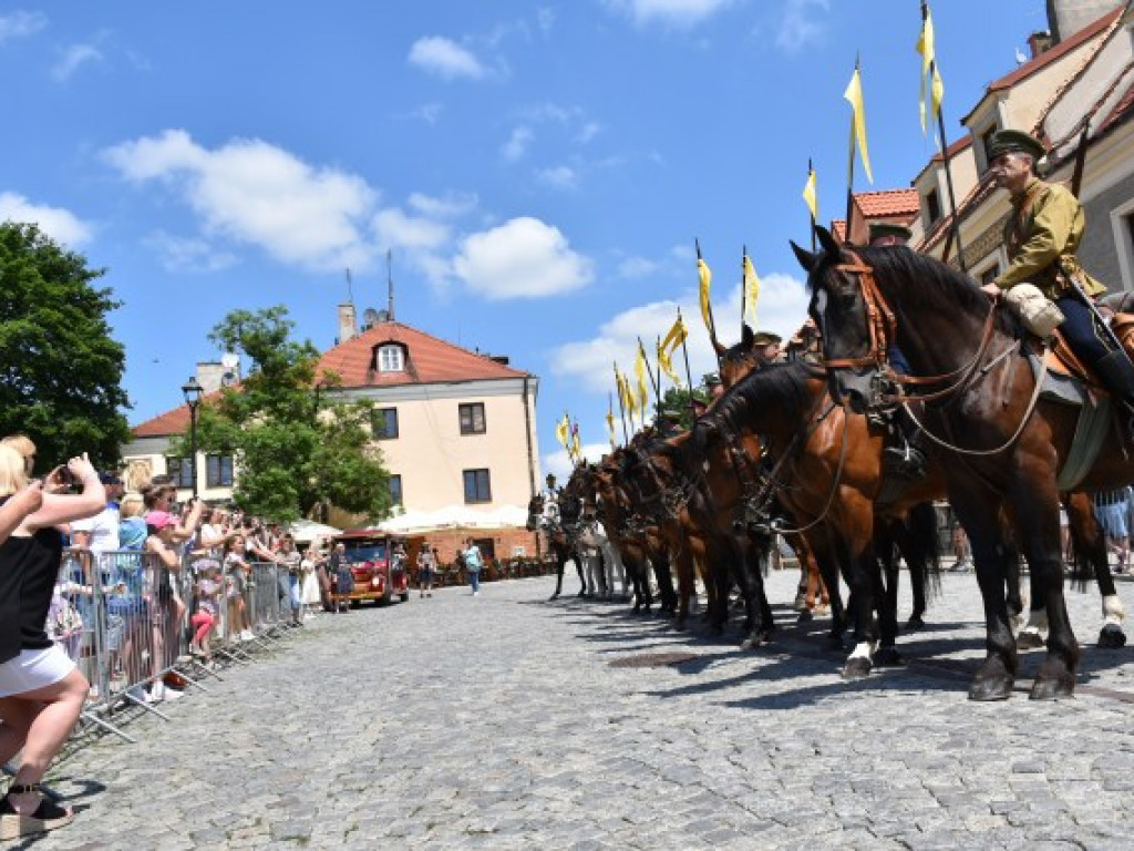 Sandomierzanie upamiętnili 14 Pułk Ułanów Jazłowieckich [zdjęcia]