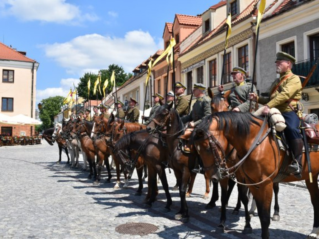 Sandomierzanie upamiętnili 14 Pułk Ułanów Jazłowieckich [zdjęcia]