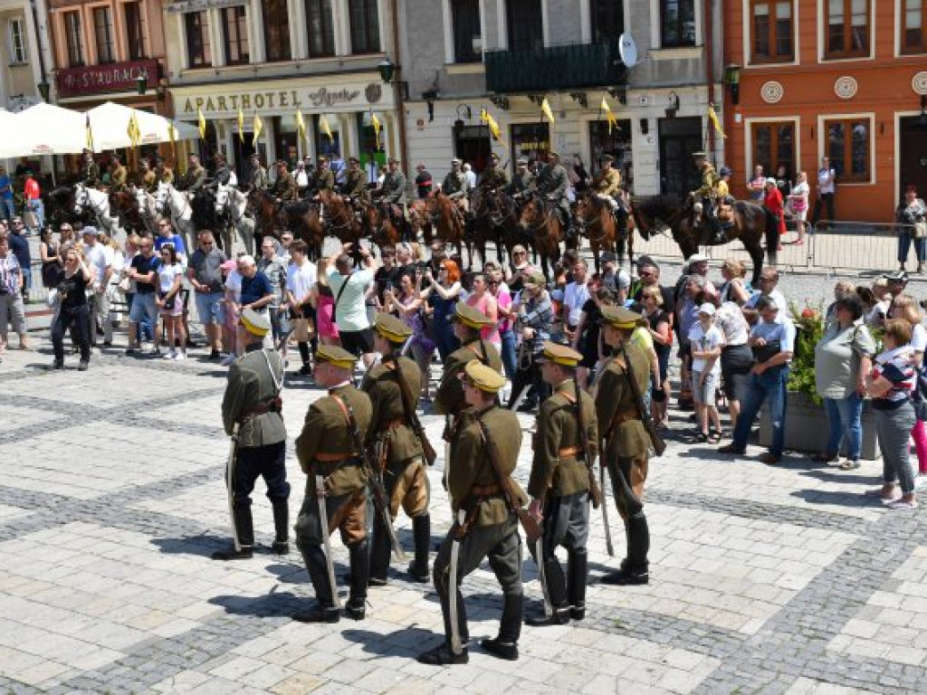 Sandomierzanie upamiętnili 14 Pułk Ułanów Jazłowieckich [zdjęcia]