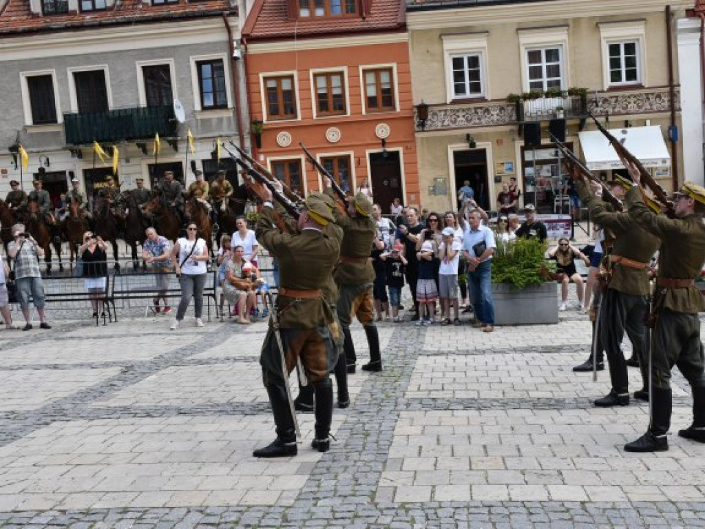 Sandomierzanie upamiętnili 14 Pułk Ułanów Jazłowieckich [zdjęcia]