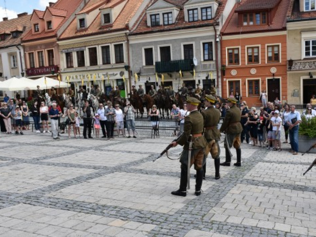 Sandomierzanie upamiętnili 14 Pułk Ułanów Jazłowieckich [zdjęcia]