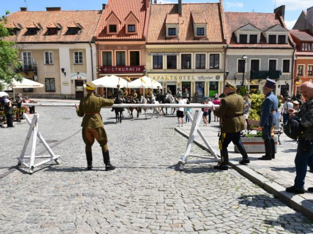 Sandomierzanie upamiętnili 14 Pułk Ułanów Jazłowieckich [zdjęcia]