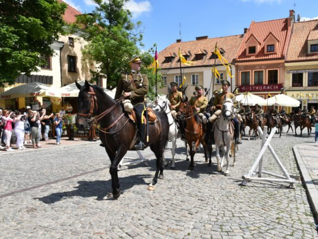 Sandomierzanie upamiętnili 14 Pułk Ułanów Jazłowieckich [zdjęcia]