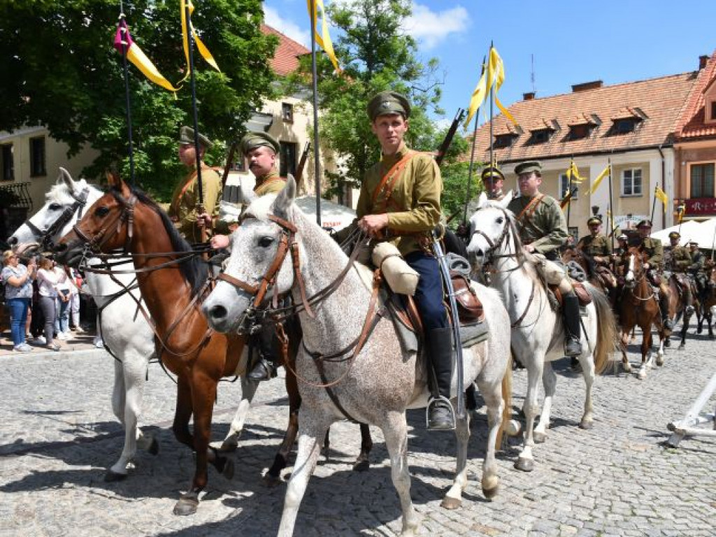 Sandomierzanie upamiętnili 14 Pułk Ułanów Jazłowieckich [zdjęcia]