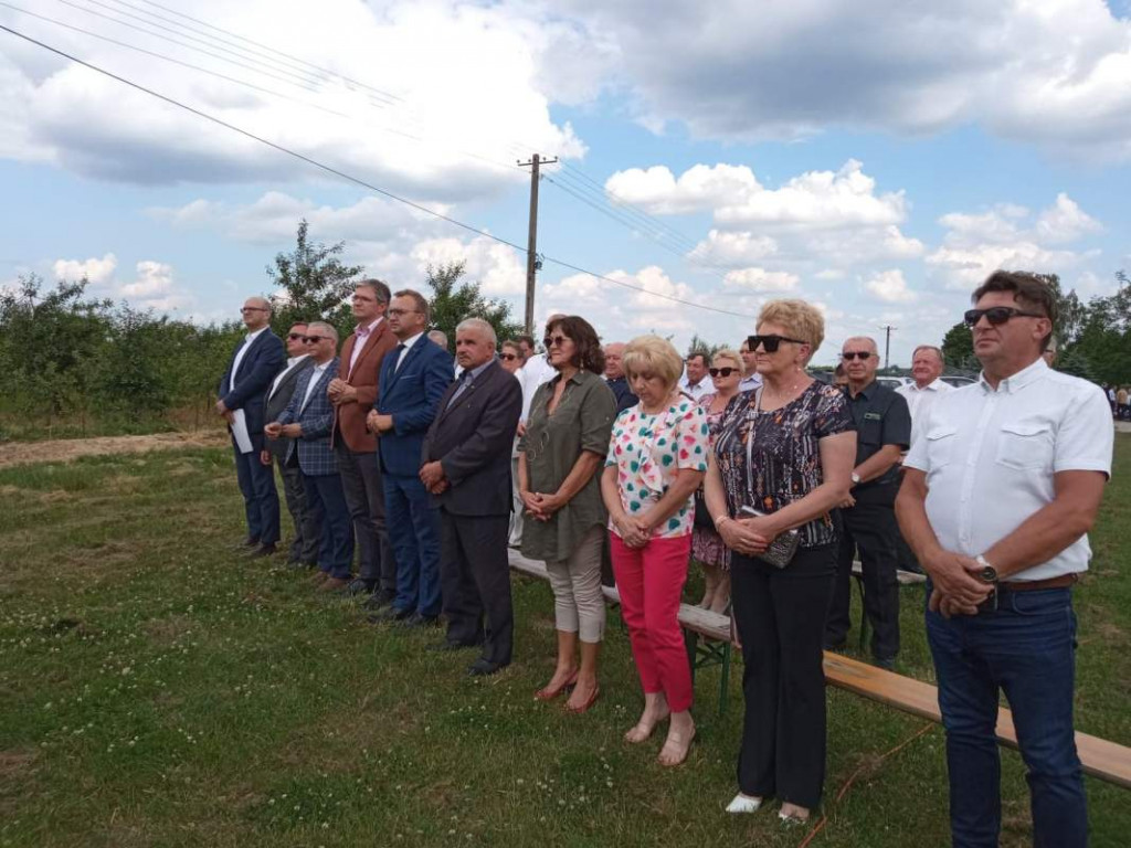 Członkowie i sympatycy PSL z trzech powiatów bawią się na Święcie Ludowym w Przybysławicach [zdjęcia]