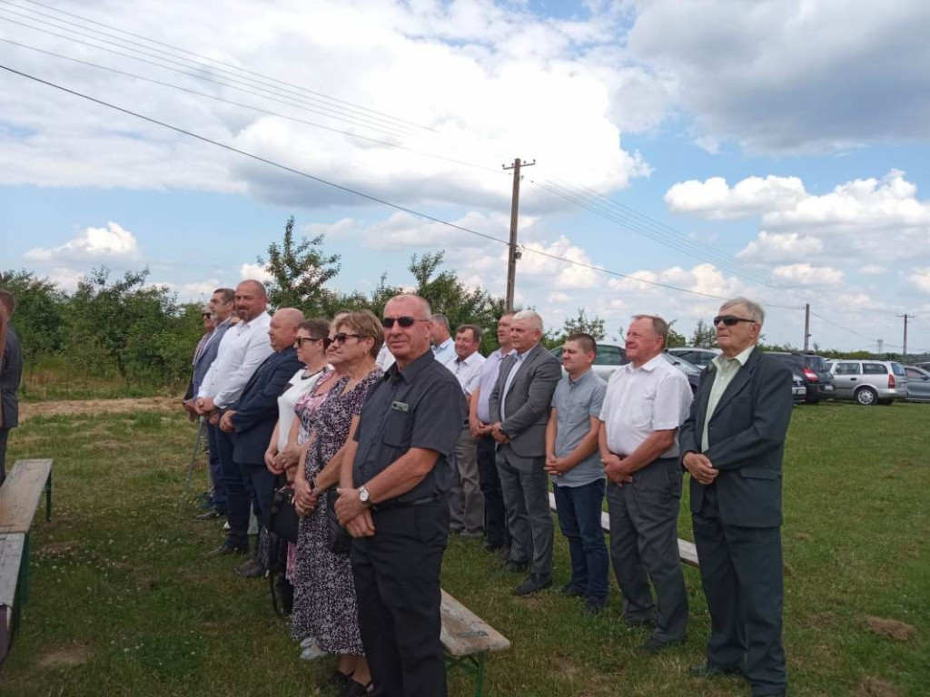 Członkowie i sympatycy PSL z trzech powiatów bawią się na Święcie Ludowym w Przybysławicach [zdjęcia]