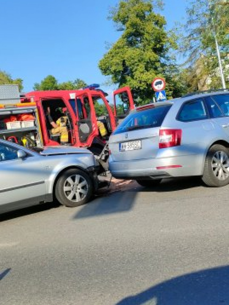 Wypadek w Tarnobrzegu. Są ranni [zdjęcia]