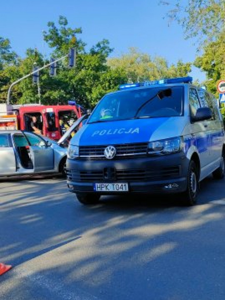Wypadek w Tarnobrzegu. Są ranni [zdjęcia]