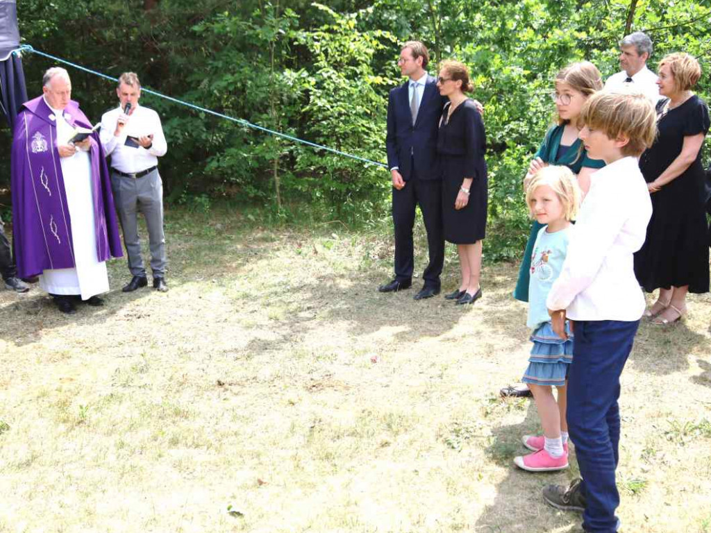 W Rytwianach odbył się pogrzeb Ewy Radziwiłł, żony księcia Macieja Radziwiłła [zdjęcia]