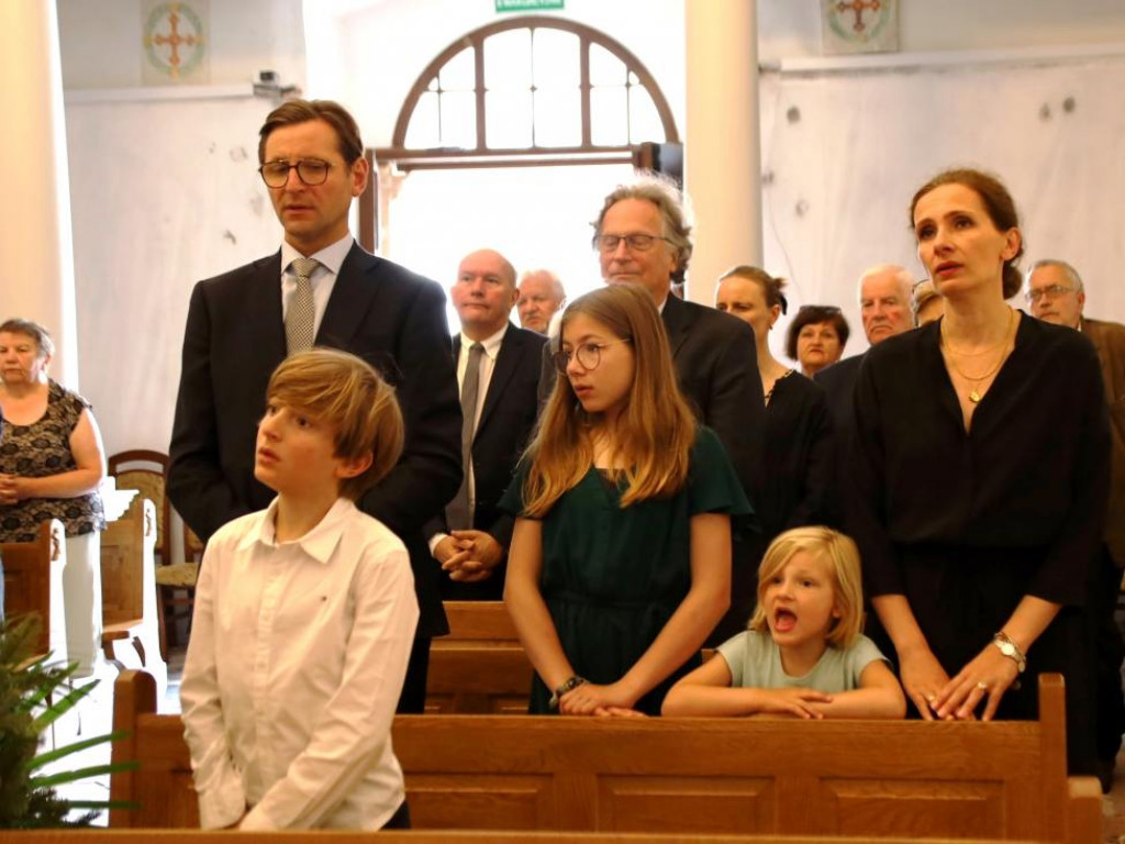 W Rytwianach odbył się pogrzeb Ewy Radziwiłł, żony księcia Macieja Radziwiłła [zdjęcia]
