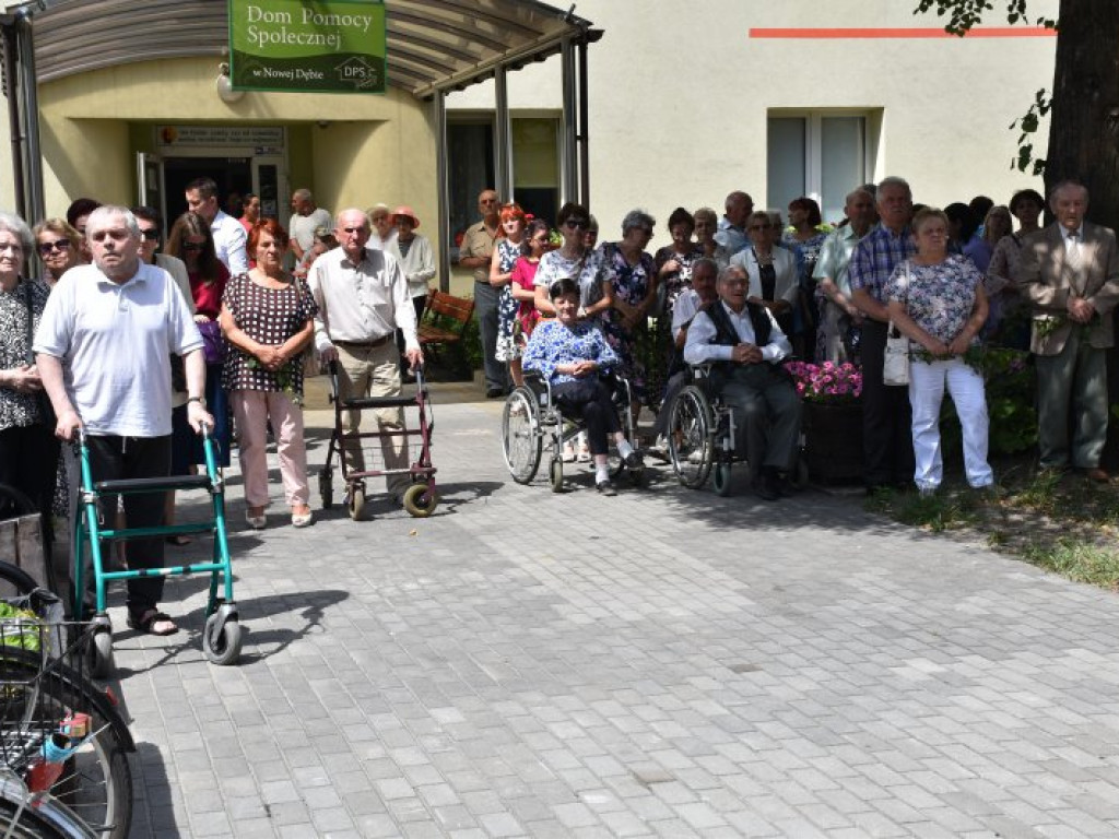 Procesja Bożego Ciała w Nowej Dębie [zdjęcia]