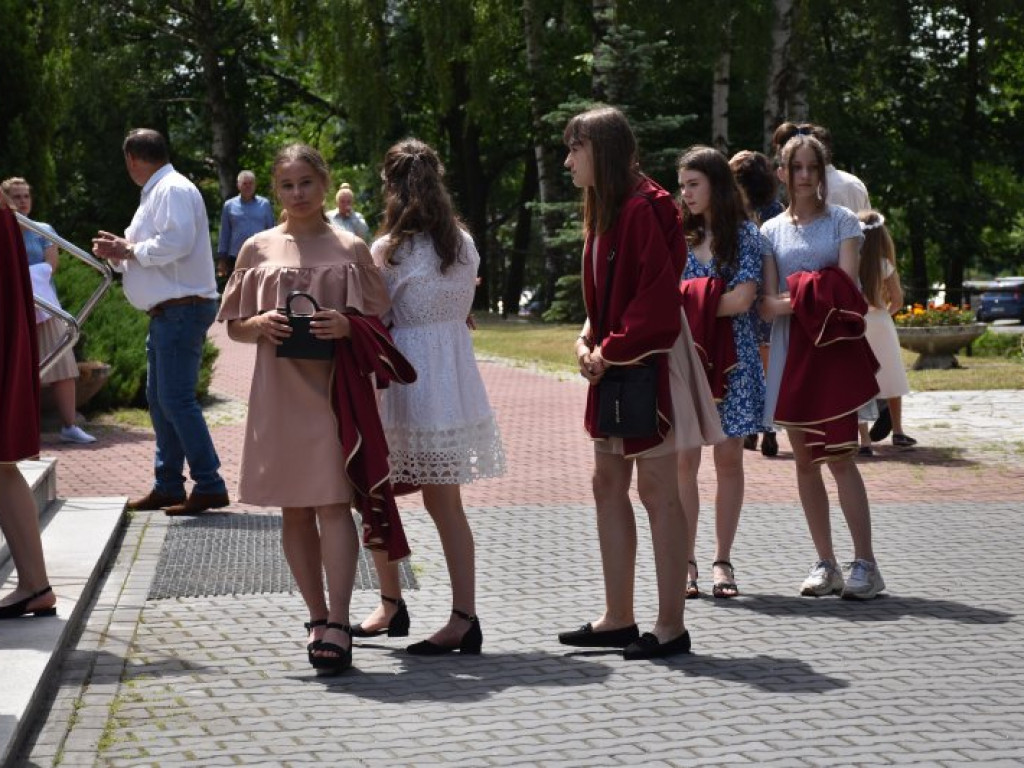 Procesja Bożego Ciała w Nowej Dębie [zdjęcia]