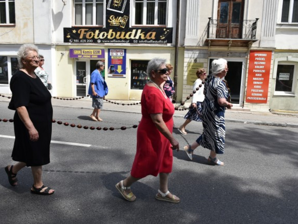 Tłumy sandomierzan na procesji Bożego Ciała [zdjęcia]