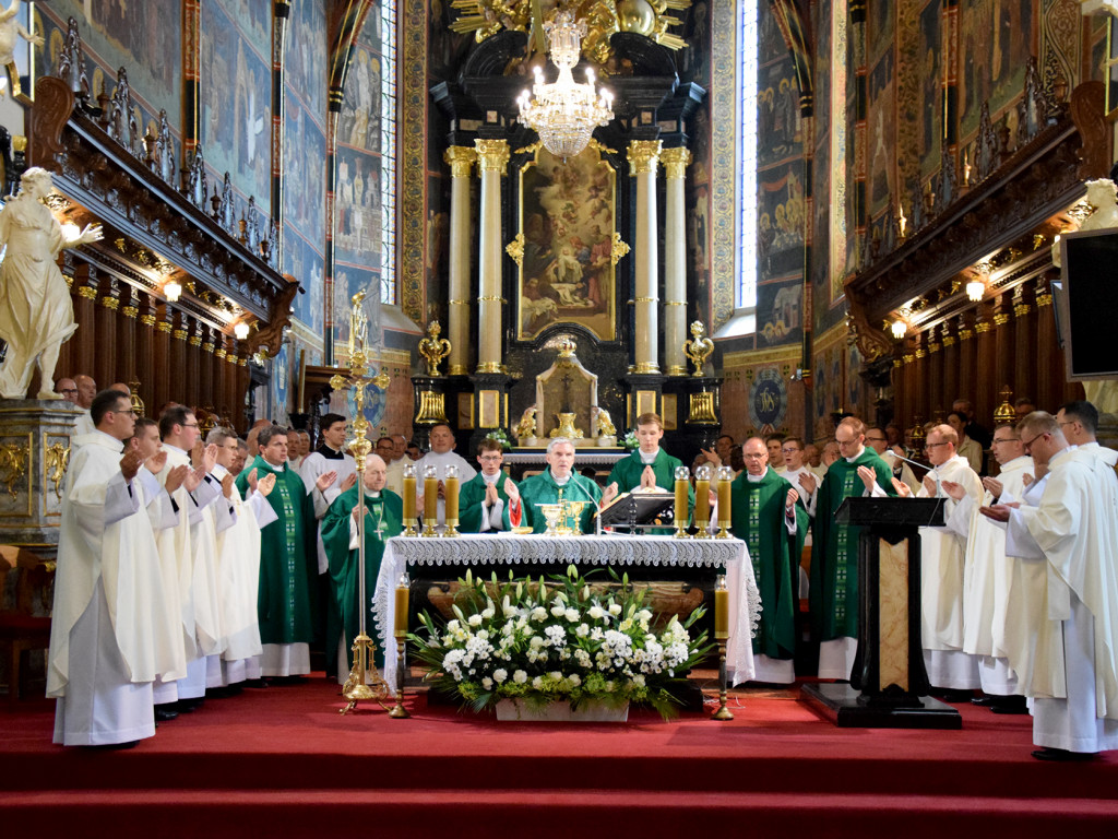 Nowi księża diecezji sandomierskiej [zdjęcia]