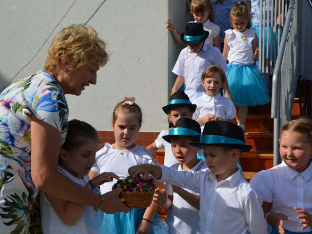 Wyśmienite pierogi i wesoła zabawa - Piorogarnia Łoniów 2022 [zdjęcia]