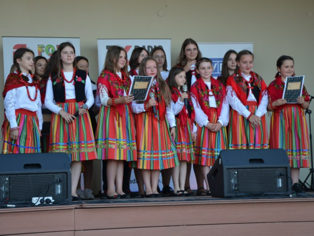 Wyśmienite pierogi i wesoła zabawa - Piorogarnia Łoniów 2022 [zdjęcia]