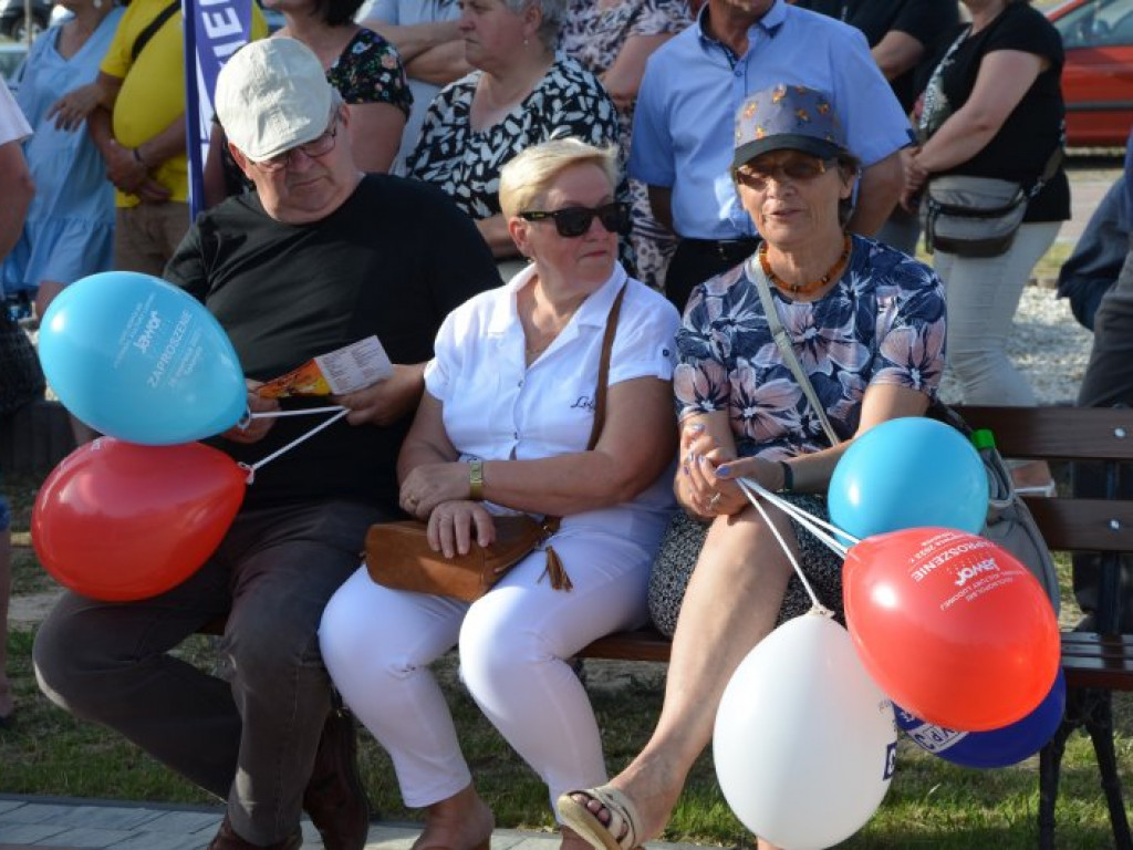 Wyśmienite pierogi i wesoła zabawa - Piorogarnia Łoniów 2022 [zdjęcia]