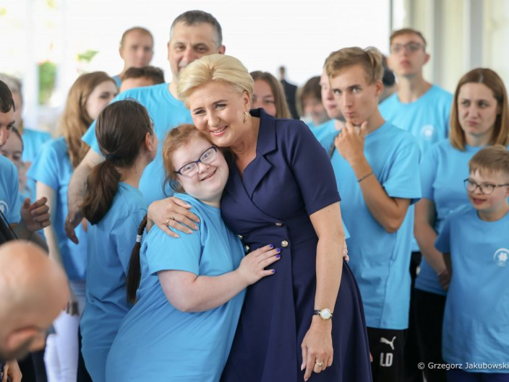 Uczniowie Zespołu Szkół Specjalnych w Stalowej Woli odwiedzili Pierwszą Damę [zdjęcia]