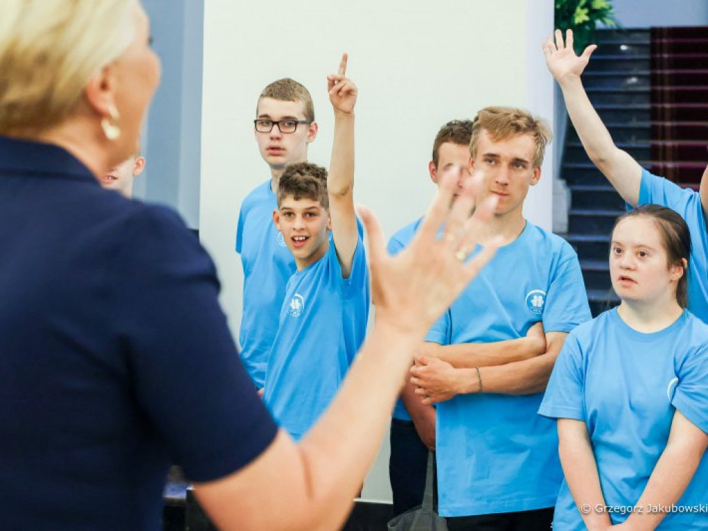 Uczniowie Zespołu Szkół Specjalnych w Stalowej Woli odwiedzili Pierwszą Damę [zdjęcia]