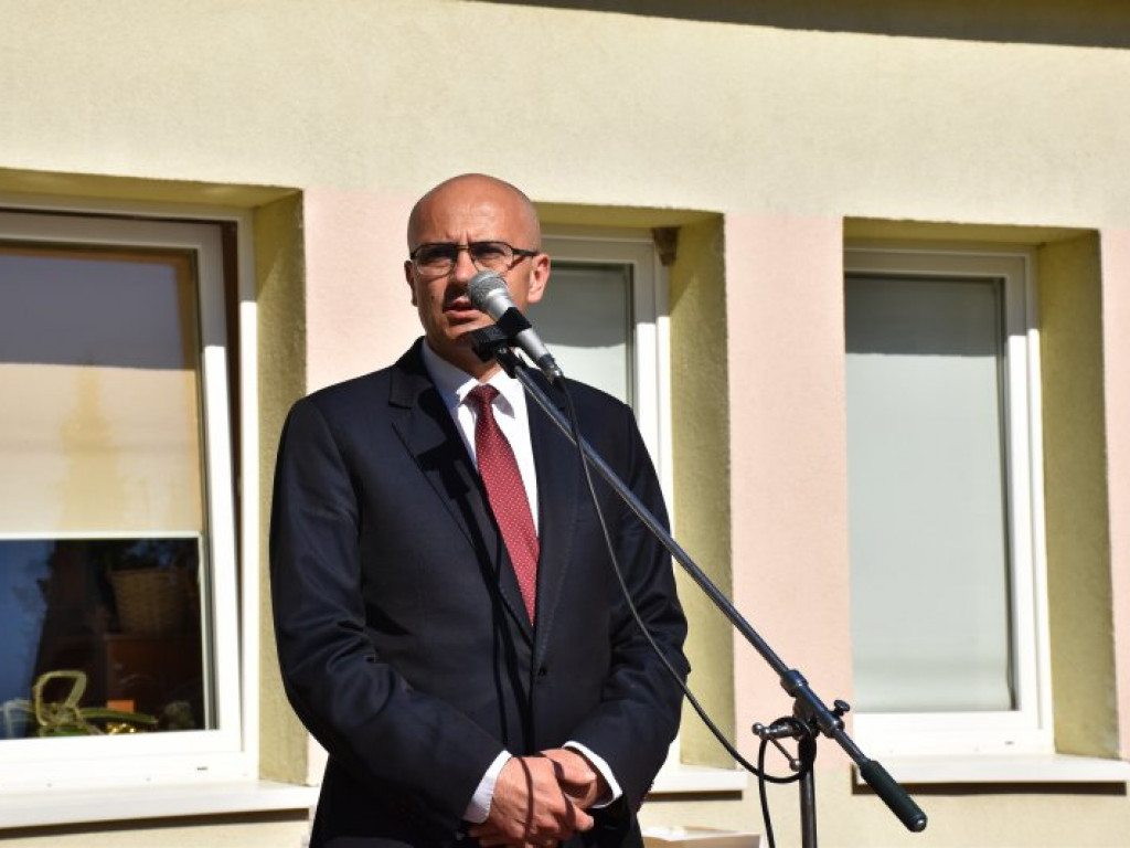 Tarnobrzeg. Uroczyste zakończenie roku szkolnego w 