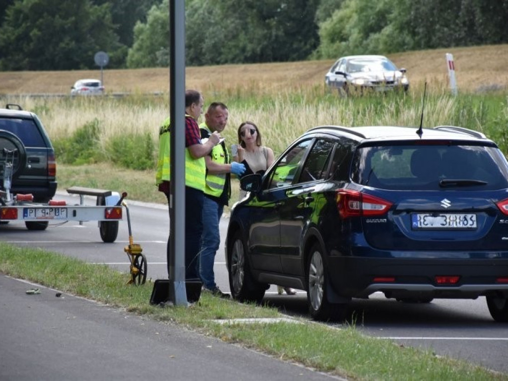 Zgon nad Jeziorem Tarnobrzeskim, na miejscu pracuje policja [zdjęcia]