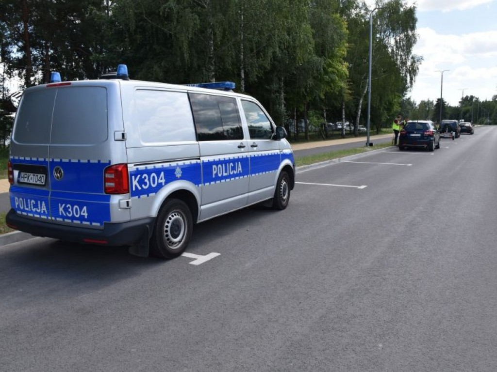 Zgon nad Jeziorem Tarnobrzeskim, na miejscu pracuje policja [zdjęcia]