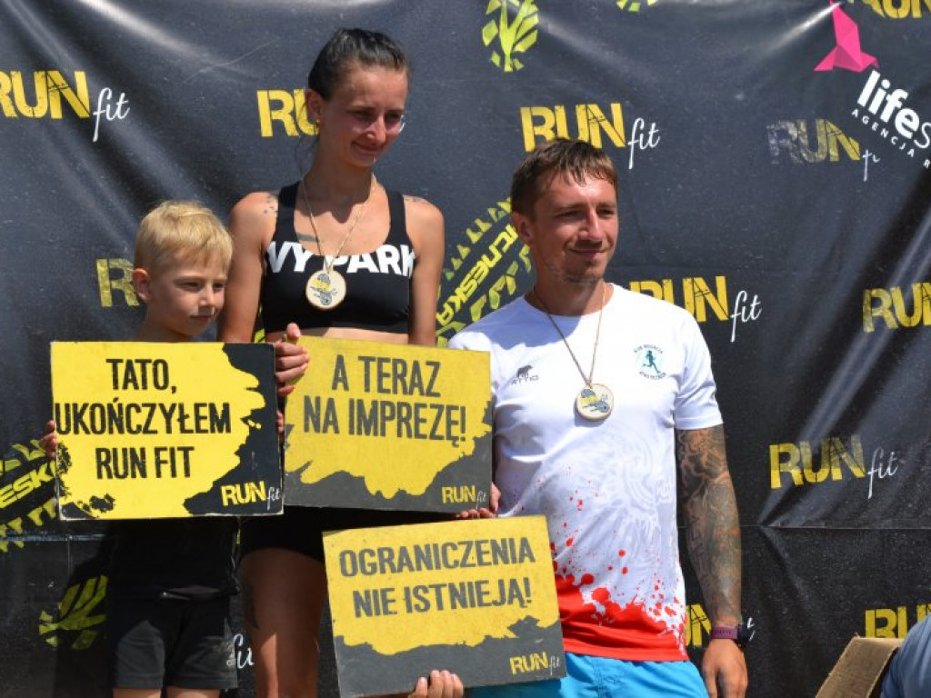 Ekstremalny bieg nad Jeziorem Tarnobrzeskim przyciągnął ponad setkę dzieci [zdjęcia]
