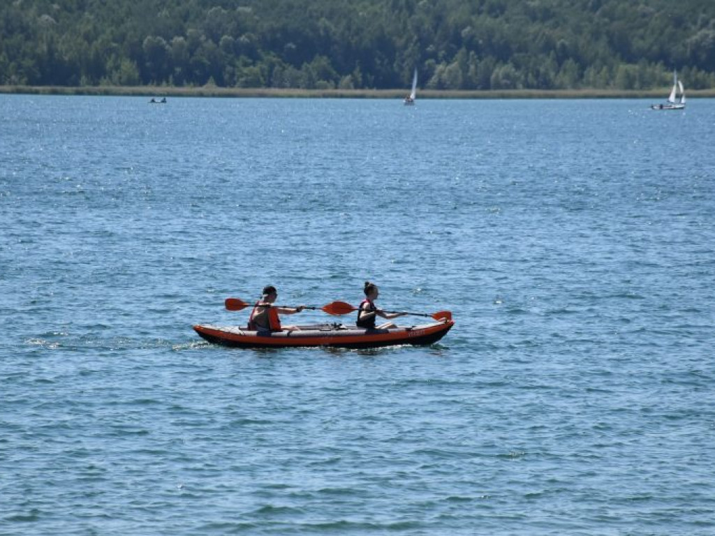 Pierwsza niedziela wakacji nad Jeziorem Tarnobrzeskim. Zobacz zdjęcia!