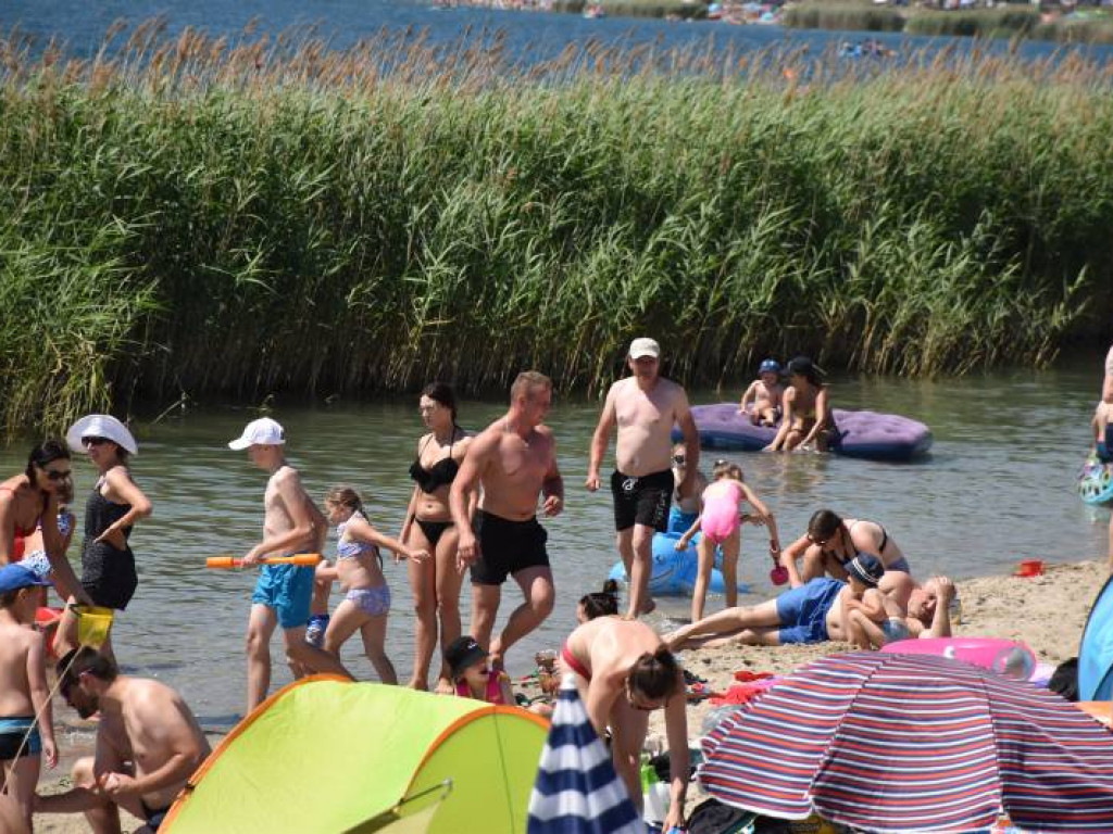 Pierwsza niedziela wakacji nad Jeziorem Tarnobrzeskim. Zobacz zdjęcia!