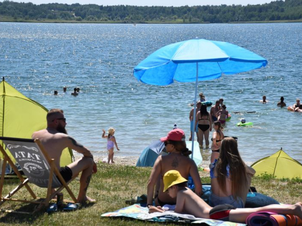 Pierwsza niedziela wakacji nad Jeziorem Tarnobrzeskim. Zobacz zdjęcia!