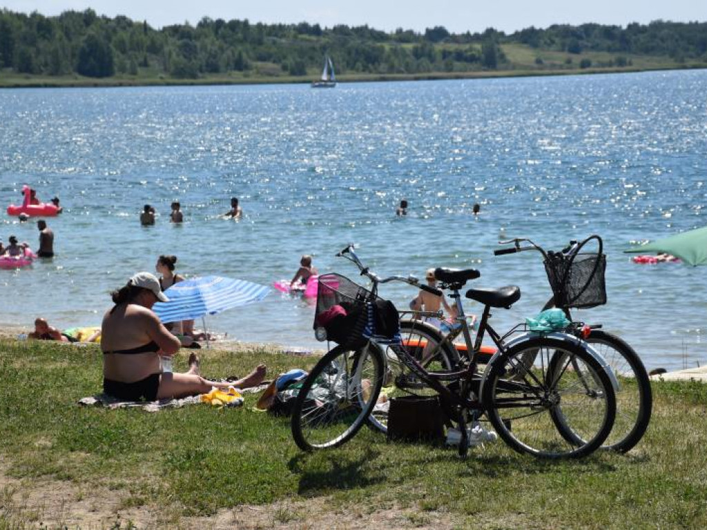 Pierwsza niedziela wakacji nad Jeziorem Tarnobrzeskim. Zobacz zdjęcia!