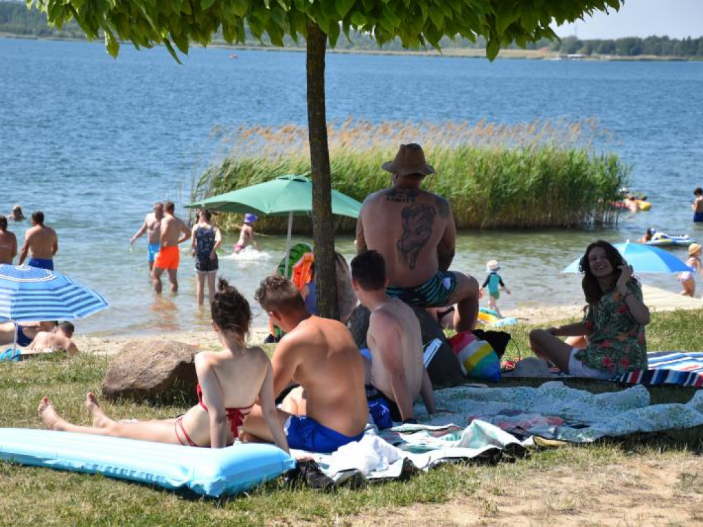 Pierwsza niedziela wakacji nad Jeziorem Tarnobrzeskim. Zobacz zdjęcia!