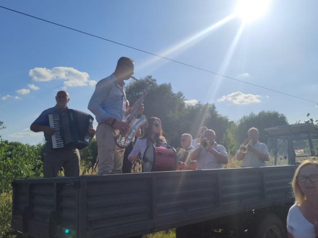 W Ciszycy w gminie Koprzywnica znów popłynęły wianki [zdjęcia]