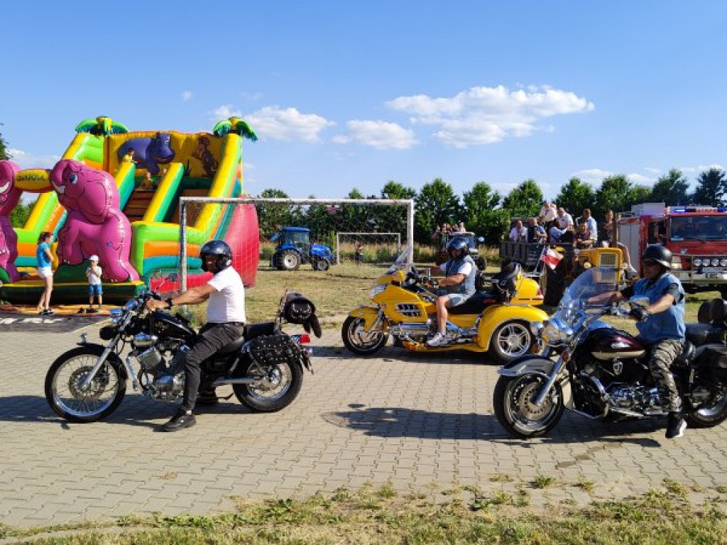 W Ciszycy w gminie Koprzywnica znów popłynęły wianki [zdjęcia]