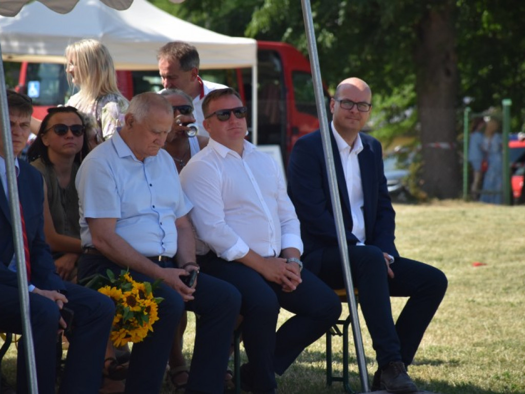 Anna Dymna na Pikniku Rycerskim w Ossolinie. Znakomita aktorka otrzymała Kryształowe Berło [zdjęcia]