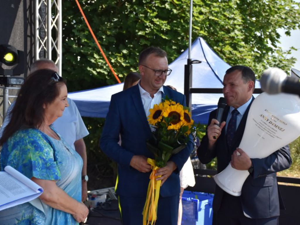 Anna Dymna na Pikniku Rycerskim w Ossolinie. Znakomita aktorka otrzymała Kryształowe Berło [zdjęcia]