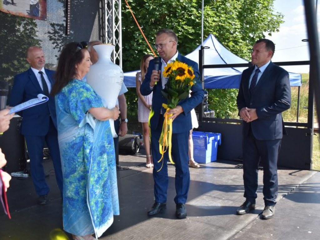 Anna Dymna na Pikniku Rycerskim w Ossolinie. Znakomita aktorka otrzymała Kryształowe Berło [zdjęcia]
