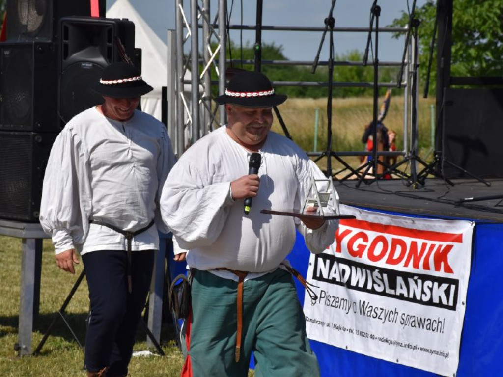 Anna Dymna na Pikniku Rycerskim w Ossolinie. Znakomita aktorka otrzymała Kryształowe Berło [zdjęcia]