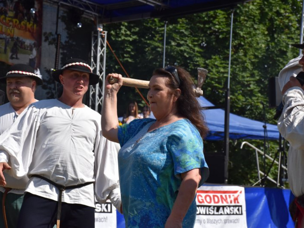 Anna Dymna na Pikniku Rycerskim w Ossolinie. Znakomita aktorka otrzymała Kryształowe Berło [zdjęcia]
