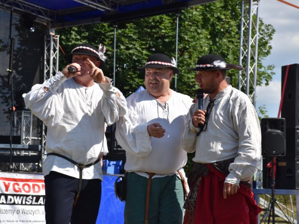 Anna Dymna na Pikniku Rycerskim w Ossolinie. Znakomita aktorka otrzymała Kryształowe Berło [zdjęcia]