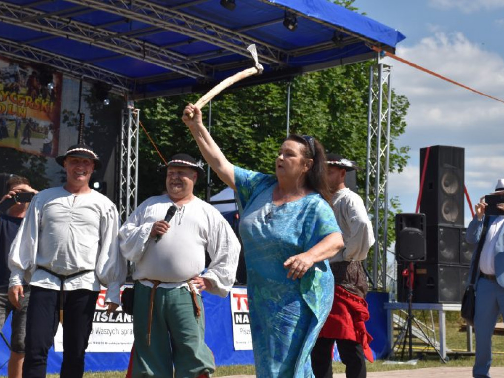 Anna Dymna na Pikniku Rycerskim w Ossolinie. Znakomita aktorka otrzymała Kryształowe Berło [zdjęcia]