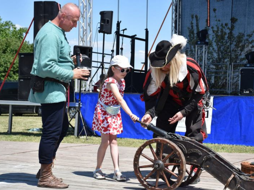 Finał konkursu pięknego czytania na jubileuszowym pikniku w Ossolinie [zdjęcia]