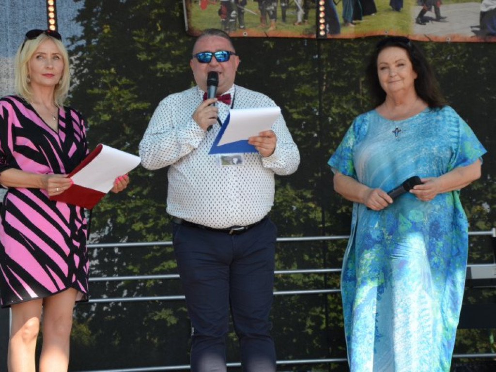 Finał konkursu pięknego czytania na jubileuszowym pikniku w Ossolinie [zdjęcia]